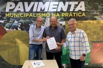 Imigrante é contemplado com recursos do Pavimenta 2