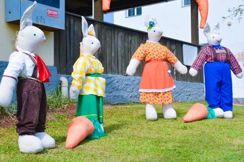 Retorno de voluntários para decoração de Páscoa