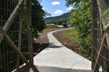 Rampa de acesso ao Bairro Esperança está pronta