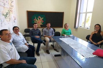 Saúde mental é tema de reunião de equipe