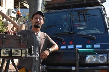 Viajante colombiano conhece Imigrante