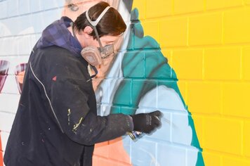 Ginásio Municipal recebe pintura em grafite