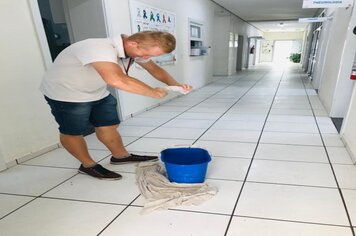 Centro de Saúde precisou ficar fechado devido a vazamento de água
