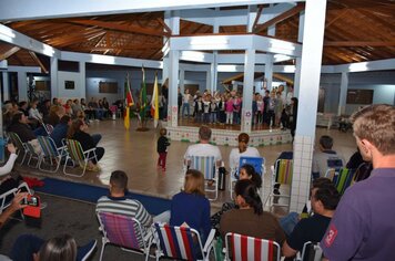 Entardecer das crianças e ato inaugural das ruas movimentaram o bairro Esperança