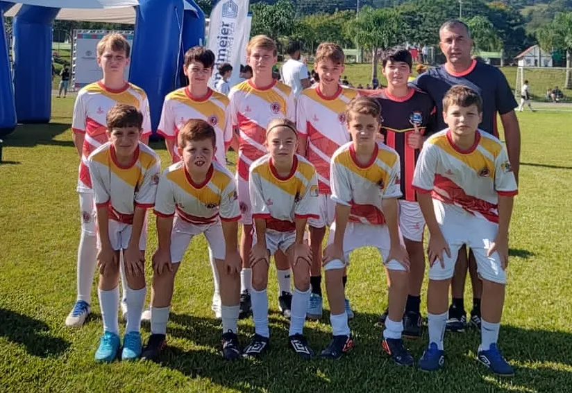 Imigrante entra em campo neste domingo pela LIFUTY 7 Sicredi