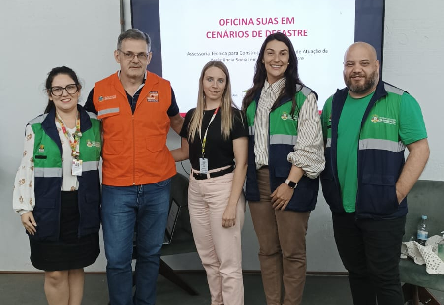 Imigrante participa de oficina sobre atuação do SUAS em cenários de desastre