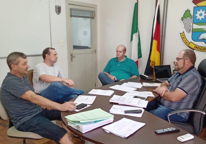 Stevens realiza reunião com a Agricultura