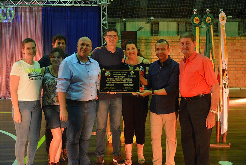 Entrega da Etapa 1 da reforma do Ginásio Municipal de Imigrante